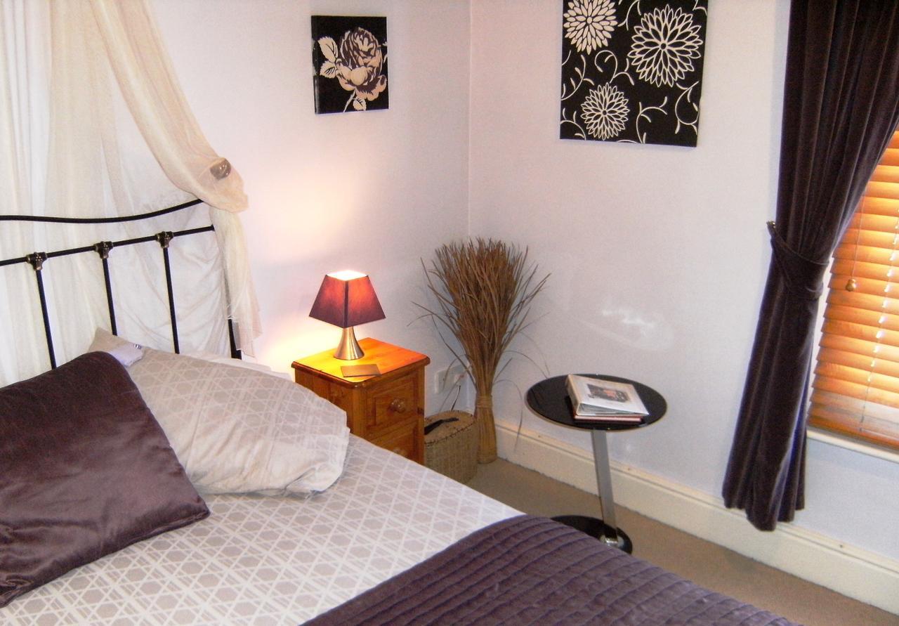 Bridge House Bed & Breakfast Newark-on-Trent  Bilik gambar